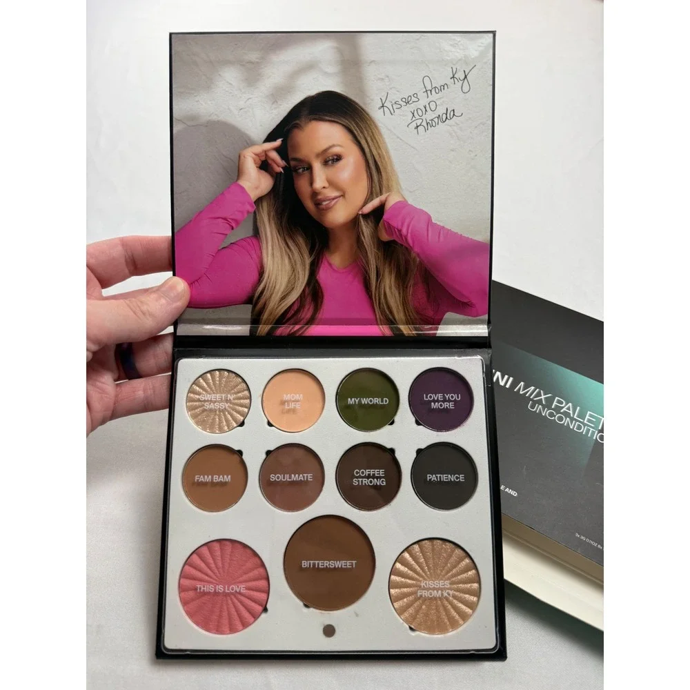 OFRA x Hot Mess Momma Unconditional Mini Mix Palette Eyeshadow Blush Highlighter
